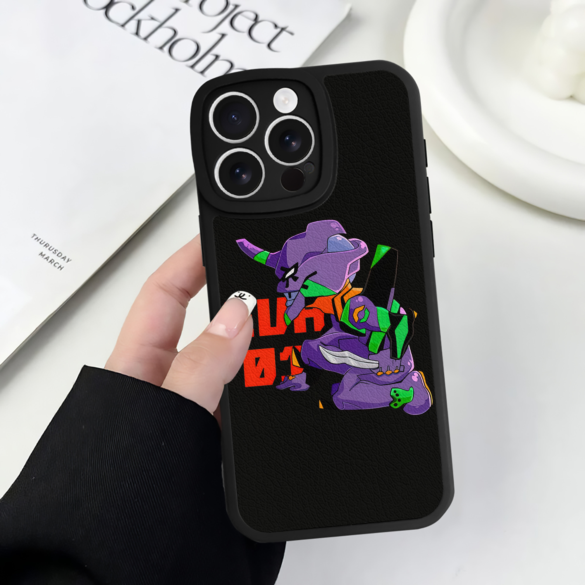 （画像用） EVA 新世紀エヴァンゲリオン 【iPhone 16シリーズ対応】シリコンスマホケース（レザー調） 材質：シリコン